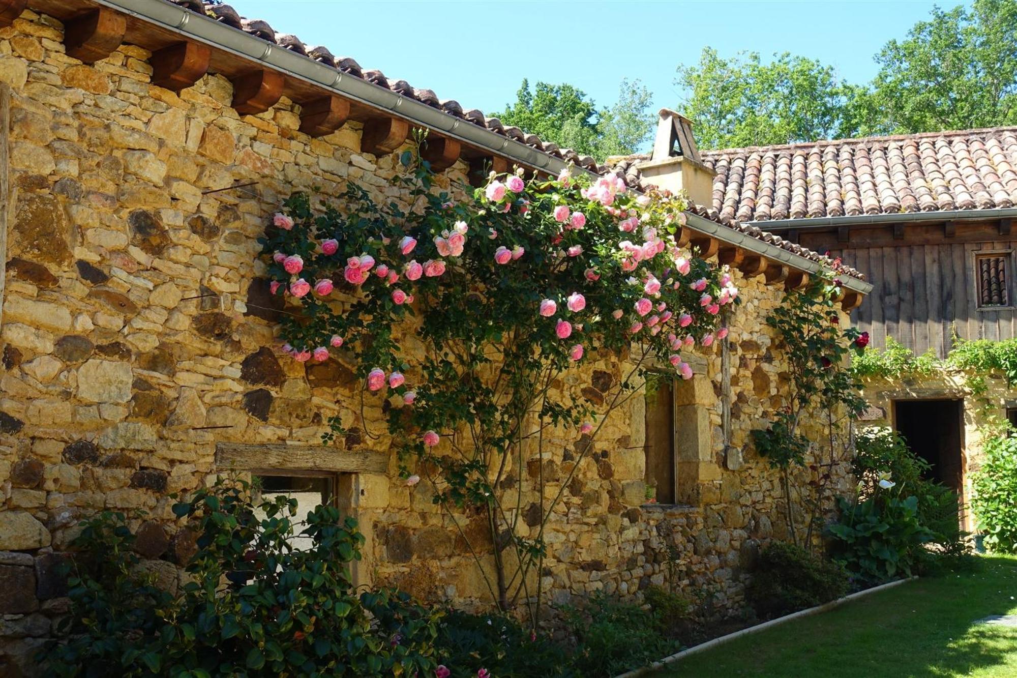Domaine De Cournet Haut, A 17Th Century Property Set On A Calm, Idyllic Domain With Pool, Tennis, Bikes And More Les Vauries ภายนอก รูปภาพ