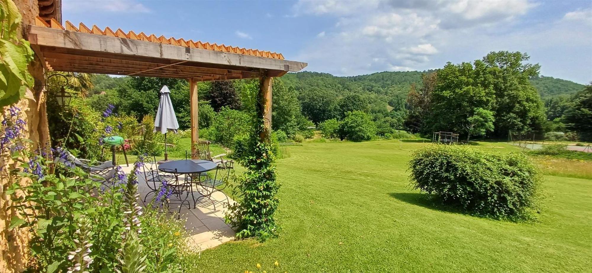 Domaine De Cournet Haut, A 17Th Century Property Set On A Calm, Idyllic Domain With Pool, Tennis, Bikes And More Les Vauries ภายนอก รูปภาพ