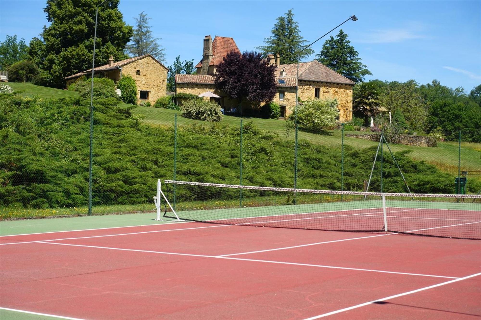 Domaine De Cournet Haut, A 17Th Century Property Set On A Calm, Idyllic Domain With Pool, Tennis, Bikes And More Les Vauries ภายนอก รูปภาพ