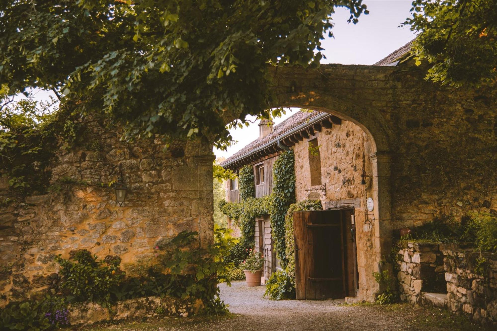 Domaine De Cournet Haut, A 17Th Century Property Set On A Calm, Idyllic Domain With Pool, Tennis, Bikes And More Les Vauries ภายนอก รูปภาพ